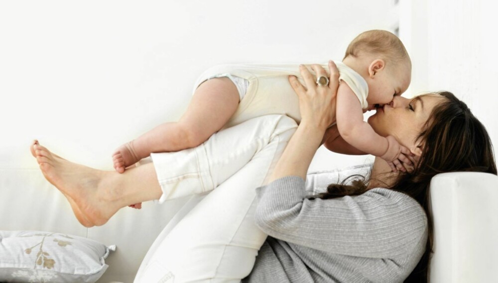 TØFFE BABYER: Babyer tåler mye mer enn det vi kanskje tror, og sunn fornuft er en god pekepinn mener ekspertene.