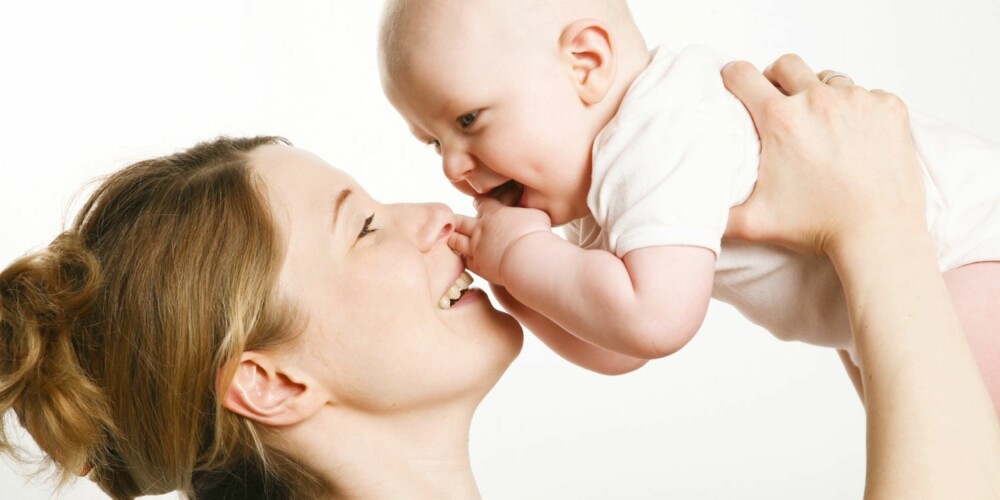 NY STUDIE: Nye undersøkelser viser at barna som foreldrene snakker babyspråk med kan ved 2 års dobbelt så mange ord som barna som hørte mer voksenspråk hjemme.