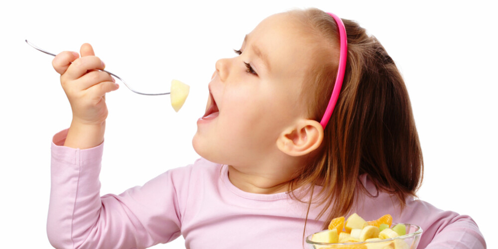 SUNT OG VARIERT: Det aller beste er om barna spiser så sunt og variert at tilskudd blir overflødig.