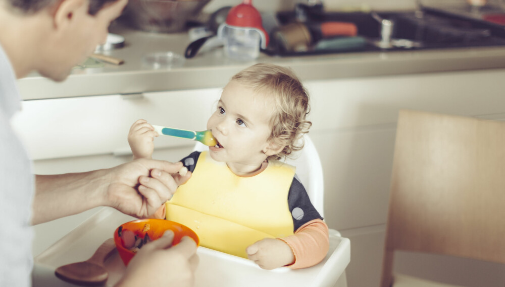 OPPSKRIFTER PÅ BABYMAT: Her får du oppskrifter på hjemmelaget barnemat og middagstips til små barn!