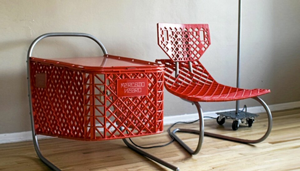 HANDLEVOGN: To handlevogner ble til bord, stol og lampe.