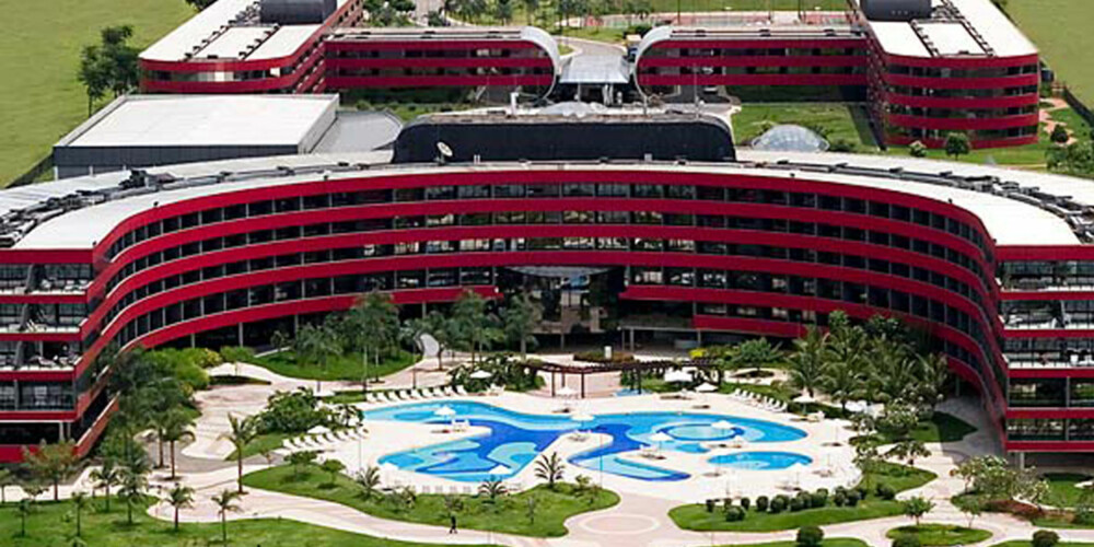 MINDRE PENT: I Brasilia ligger dette hotellet som havnet langt opp på AOL Travels liste over verdens styggeste hoteller.