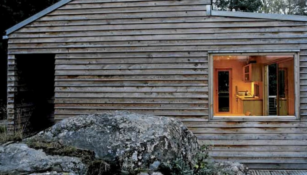 Hytta Woody 35 er tegnet av arkitekt Marianne Bergo. Den skal bli en ferdighytte som arkitekten mener kan bli så rimelig som 300.000 kroner. Hytta Woody 35 er tegnet av arkitekt Marianne Bergo. Den skal bli en ferdighytte som arkitekten mener kan bli så rimelig som 300.000 kroner.