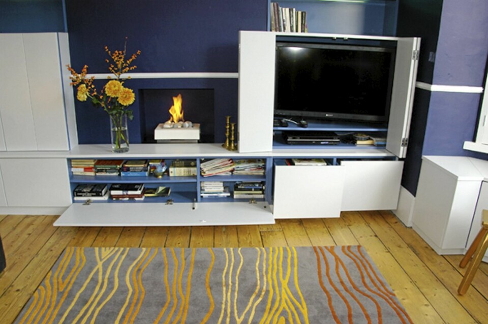 SPESIALTILPASSET: Alle oppbevaringsløsninger og hyllesystemer er plassbygd til boligen.