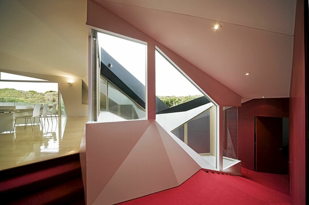 LEKENT: Det verdenskjente huset er inspirert av Klein Bottle teorien. LEKENT: Det verdenskjente huset er inspirert av Klein Bottle teorien.