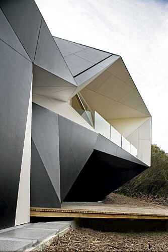 GEOMETRI: Huset har mange fasetter og kanter. GEOMETRI: Huset har mange fasetter og kanter.
