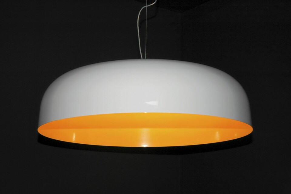 GYLLEN PÅ INNSIDEN: Canopy takpendel fra Oluce, Expo Nova Lys.