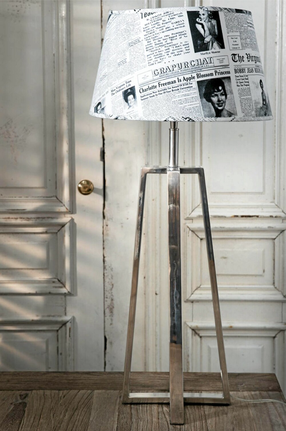 AVISUTKLIPP: Riviera Maison har mange klassiske lamper, og noen med artige innslag. AVISUTKLIPP: Riviera Maison har mange klassiske lamper, og noen med artige innslag.