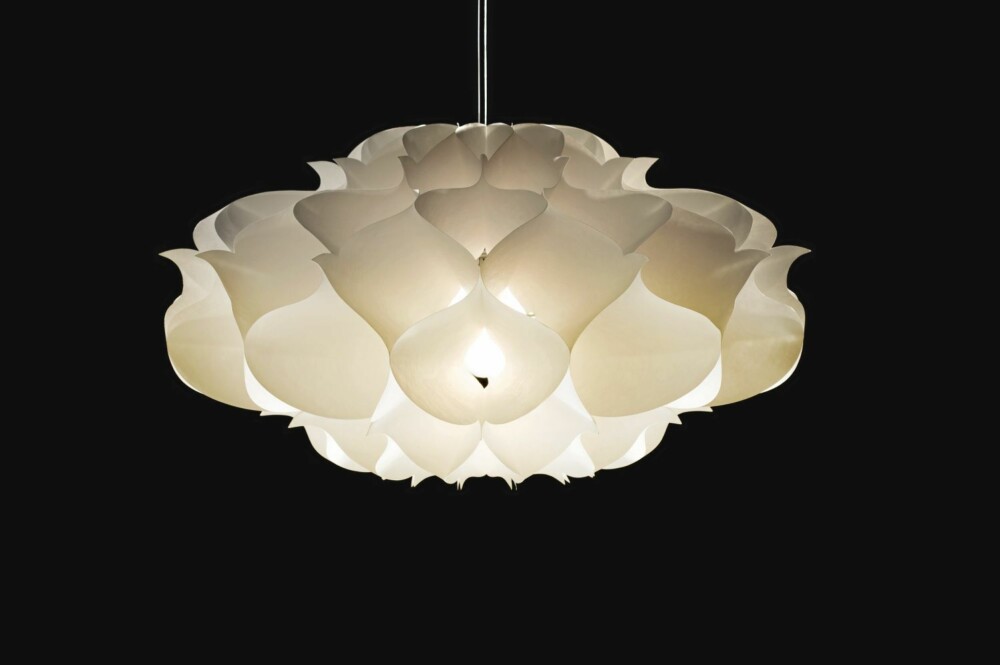 KOMMER FLATPAKKET: Lampen Phrena fra Artecnica. KOMMER FLATPAKKET: Lampen Phrena fra Artecnica.