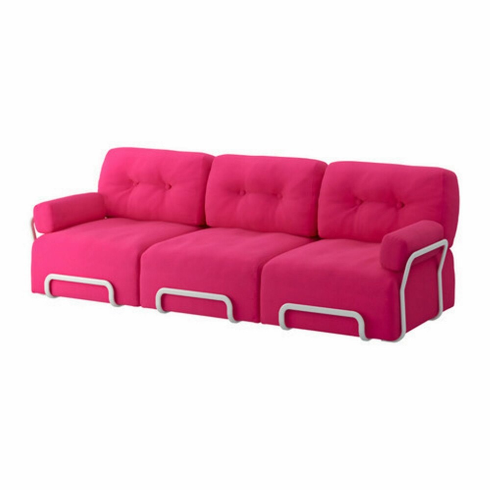 TA PLASS: En rosa sofa som dette innbyr til en real fargefest i stua.