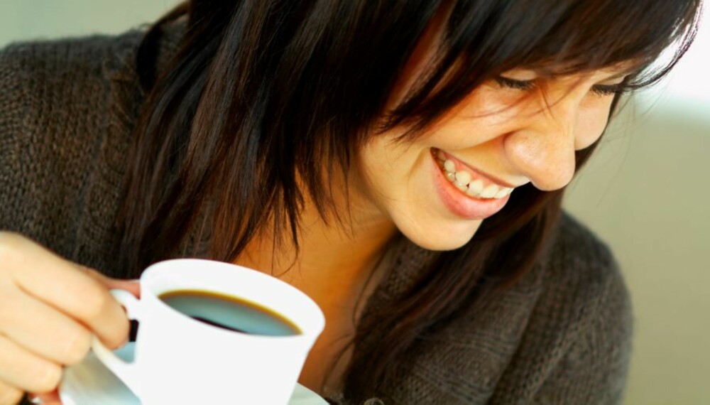 EFFEKT: Kaffe holder oss ikke bare våkne, den ser ut til å ha effekt på forbrenning, blodtrykk og insulinfølsomhet også.