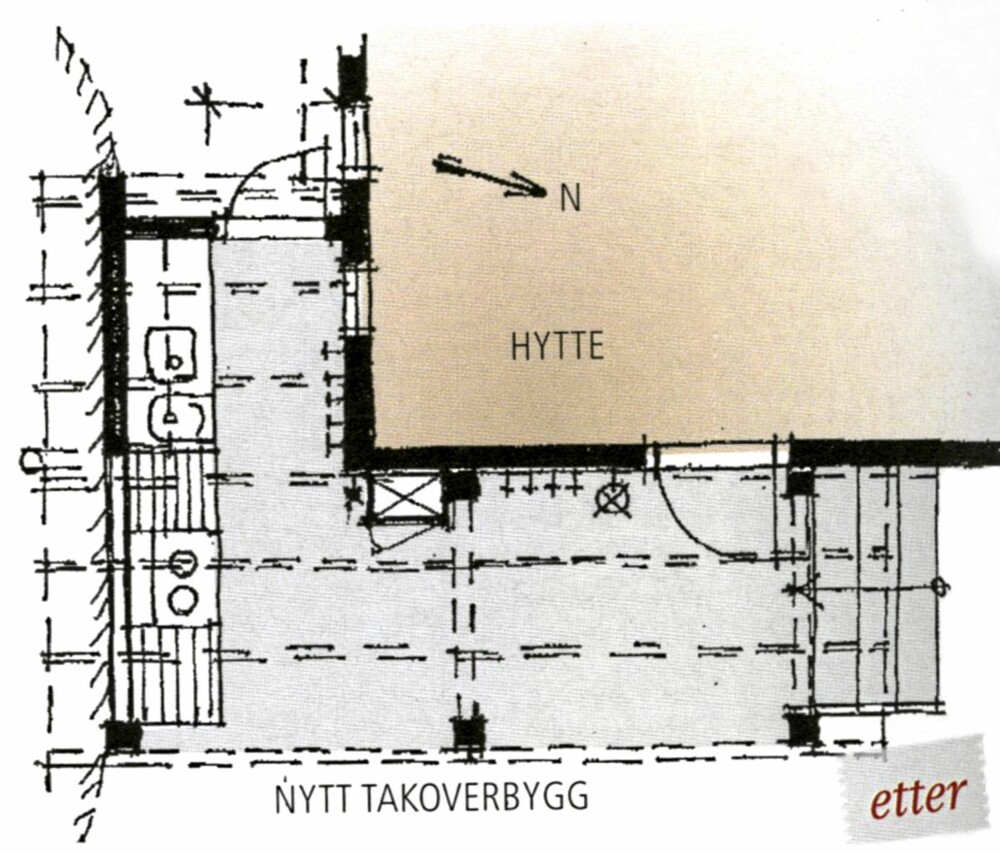 FORESLO MUR: Som det fremgår av tegningene fra Hyttelivs arkitekter, ble det foreslått en mur mot terrenget på ca. 170 cm fra hytteveggen mot sør. Muren var tenkt i full høyde mot det nye taket i cirka 2 meter lengde bak oppvaskbenken.
