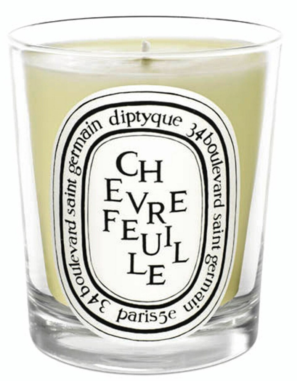 KAMUFLER: En lekkert duftelys skjuler godt at det er stund siden siste helgevask.