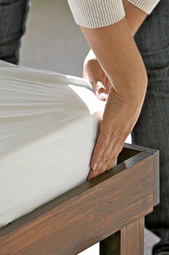 SNURR RUNDT: Mange anbefaler å snu madrassen med jevne mellomrom for at den skal bevare form og kvalitet lengre.