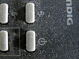SKAL VASKES: Fjernkontroller og tastatur blir skitne og må vaskes ofte. SKAL VASKES: Fjernkontroller og tastatur blir skitne og må vaskes ofte.