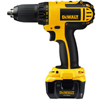 Batteridrill: 14,4 V Dewalt batteridrill til 2500 kroner inkludert et års garanti og fri service., normalpris 4500,-