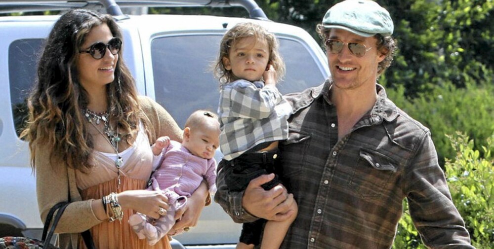 KAN SLÅ AN I NORGE: Skuespiller Matthew McConaughey sammen med Camila Alves og barna Levi og Vida. Vida er et navn som allerede er i bruk i Norge, og som utvilsomt kan få økende popularitet.