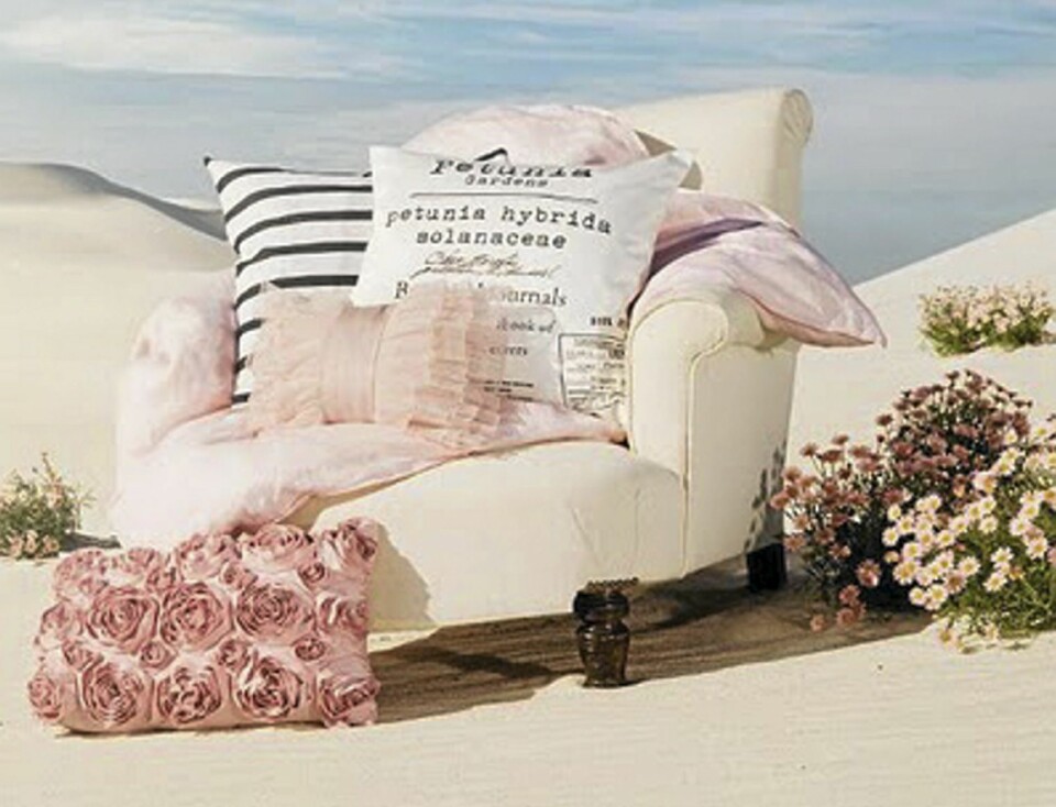 ROSA ROMANTIKK: H&M har siden 2009 også laget mote for hjemmet ditt.