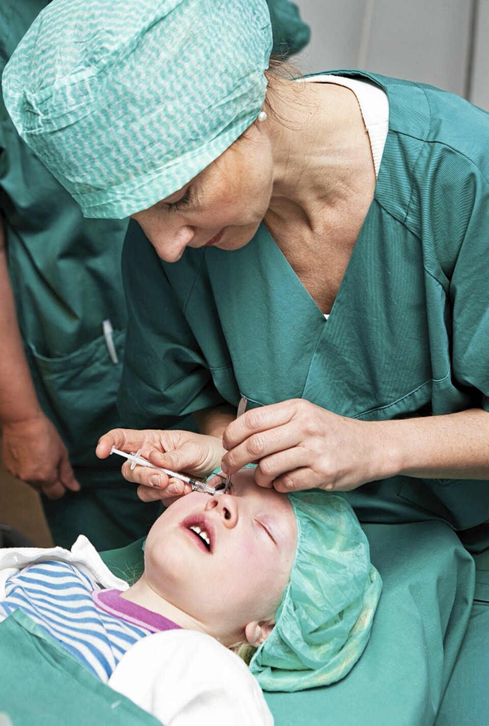 Oslo 20101201; Silja får botox mot skjeling; Dagkirurgi; Øyeavdelingen, Ullevål Sykehus