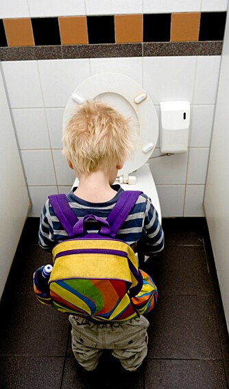 SKUMMELT: Noen barn synes det er vanskelig å gå på andre toaletter enn "sine egne".
