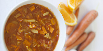 KALORIFATTIGE SUPPER: Disse suppene metter og kan få deg ned i vekt. FOTO: Anne Elisabeth Næss
