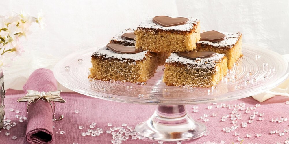 KRYDDER: Denne kaken får en deilig, krydret smak av kanel, nellik og allehånde.