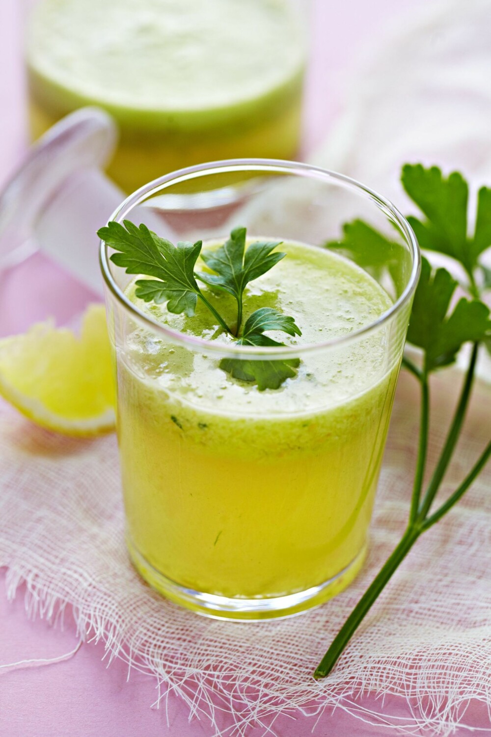 MED INGEFÆR: "Glatt og fin" heter denne juicen. MED INGEFÆR: "Glatt og fin" heter denne juicen.