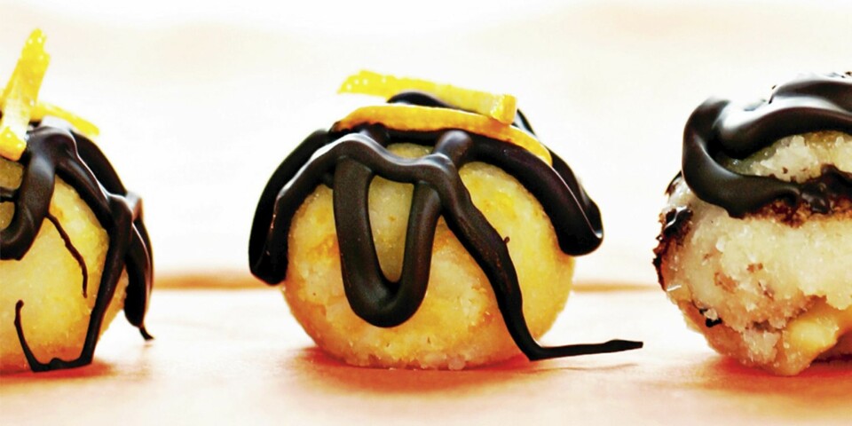 SØTT MEN SUNT: Marsipan søtet med eplemos.