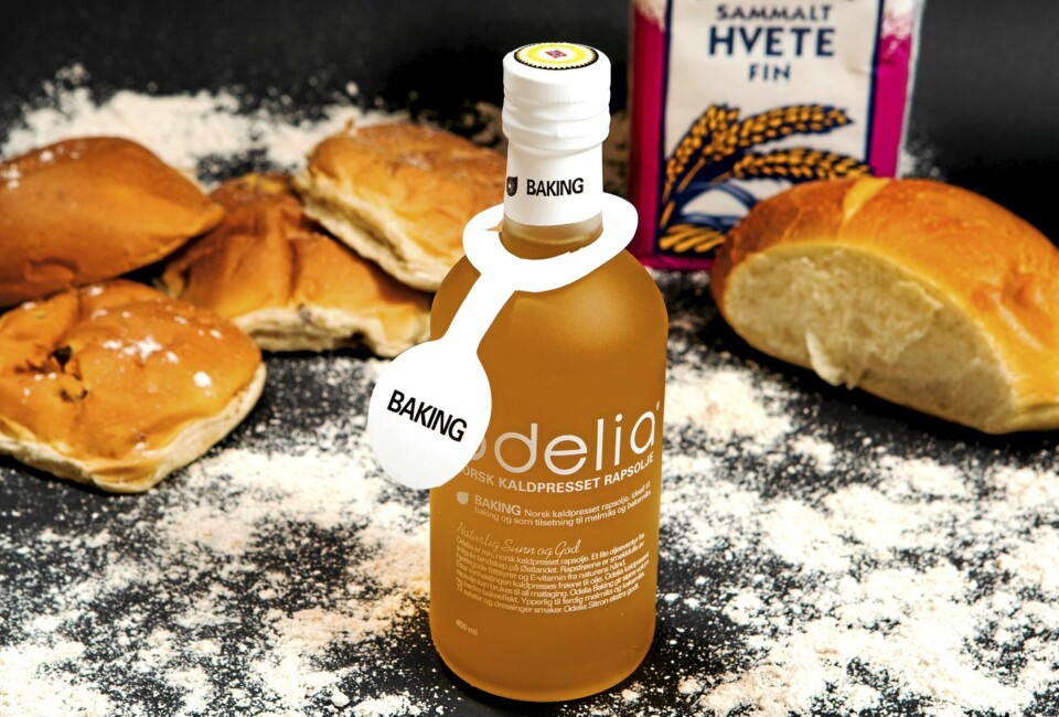 RAPS: Nordens egen ''olivenolje'' passer utmerket både til baking og steking.