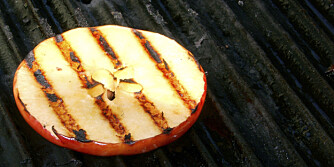 Epler er godt å grille og kan brukes som tilbehør til annen grillmat, eller alene.