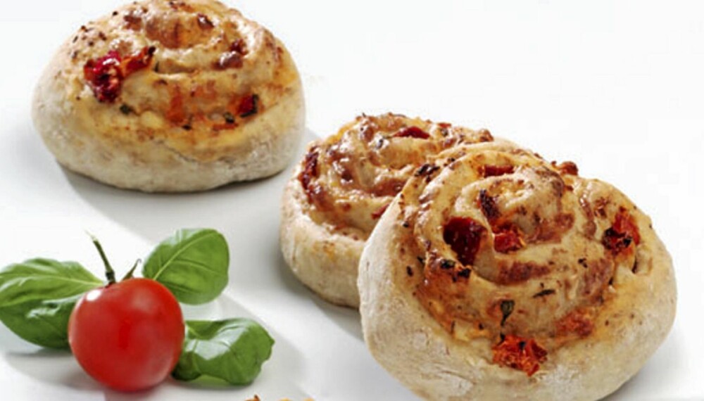 PIZZASNURRER: Prøv oppskriften med sammalt, grov hvete og cottage cheese - Helsedirektoratet går god for den! PIZZASNURRER: Prøv oppskriften med sammalt, grov hvete og cottage cheese - Helsedirektoratet går god for den!