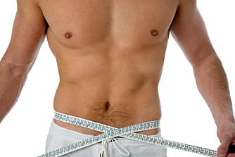 JA ELLER NEI?: Det er utført studier som viser at oppholdstemperaturen ikke påvirker forbrenningen nevneverdig. Likevel mener en doktor at han gikk ned 18 kilo på denne måten. JA ELLER NEI?: Det er utført studier som viser at oppholdstemperaturen ikke påvirker forbrenningen nevneverdig. Likevel mener en doktor at han gikk ned 18 kilo på denne måten.