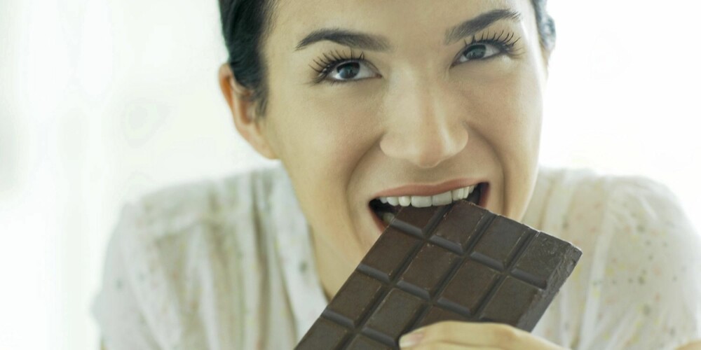 SJOKOLADE: Du kan spise sjokolade i helgen, om du sparer inn på kaloriene i uka.