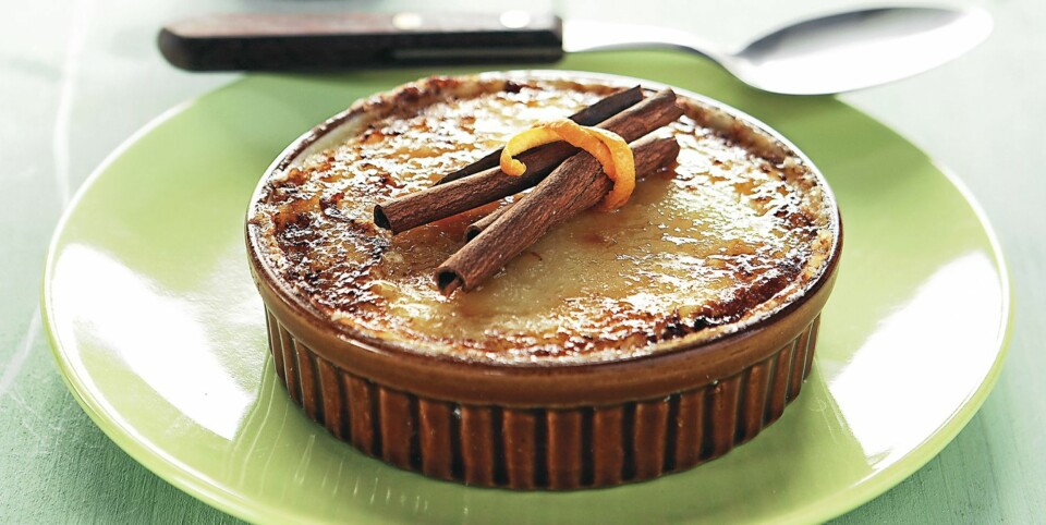 Ja, du kan lage lavkarbo creme brulee og ostekake