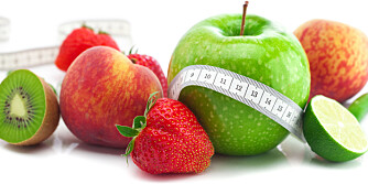 ENIGE: Frukt og grønnsaker må vi spise mer av for å bedre helsa, sier ekspertene.