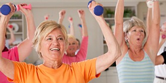 UNNGÅ SKADER: Helsemyndighetene anbefaler nå at eldre bør trene styrke flere ganger i uken.