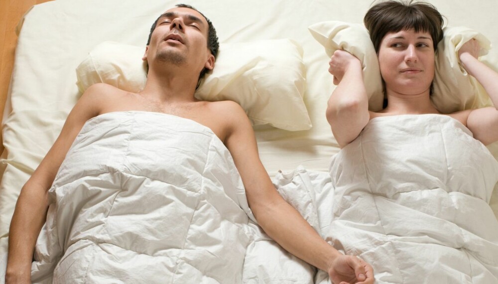 STORT PROBLEM: Snorking er plagsomt både for snorkeren selv og den som sover ved siden av ham. STORT PROBLEM: Snorking er plagsomt både for snorkeren selv og den som sover ved siden av ham.