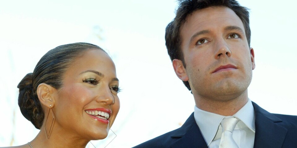 FEIL VEI: Jennifer Lopez gikk mot strømmen og valgte tre år yngre Ben Affleck. Det holdt ikke så lenge.