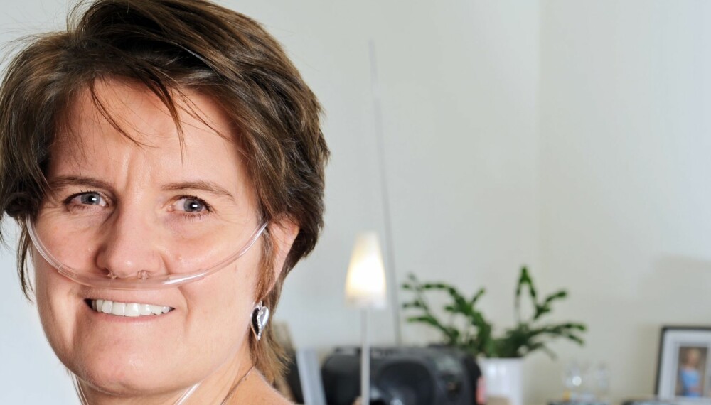 SYSTEMISK SKLEROSE: Karin Eckhoff har samme sykdom som Gunnhild Stordalen. Nå har hun en lungekapasitet på bare 50– 60 prosent, og bruker ekstra oksygen ved behov. 