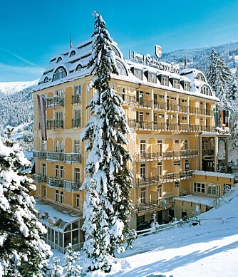 HOTELLET: Hotel Salzburger Hof er gammelt, stilfullt og ærverdig med eget svømmebasseng og massevis av lekerom og lekemuligheter for den som har barn med på turen. HOTELLET: Hotel Salzburger Hof er gammelt, stilfullt og ærverdig med eget svømmebasseng og massevis av lekerom og lekemuligheter for den som har barn med på turen.