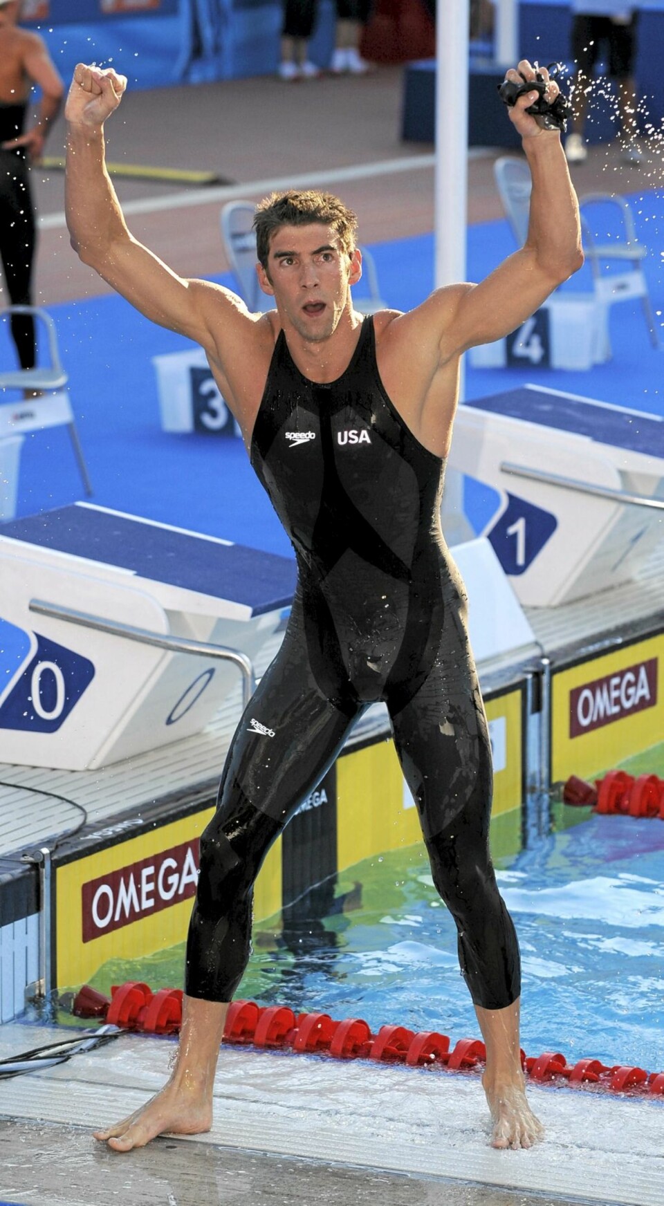 MICHAEL PHELPS: Denne kroppen er avvikende i forhold til normalen. Armslag på over to meter, forholdsvis korte bein og store føtter. Hvorfor svømmer han så bra?