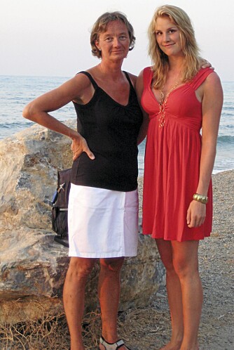 KRETA, SOMMEREN 2008: Mor Sigrun og Birgit på ferie på Kreta. Bare noen måneder etter inntreffer ulykken.