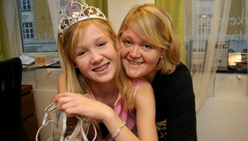 SMERTEFRI PRINSESSE: - Nå skal jeg feire at jeg er blitt tenåring og er smertefri, sier Marikken. SMERTEFRI PRINSESSE: - Nå skal jeg feire at jeg er blitt tenåring og er smertefri, sier Marikken.
