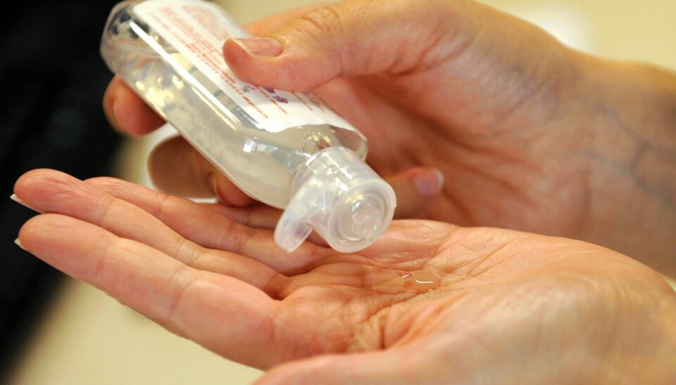 ANTIBAKTERIELL: Forbrukerrådets test avdekker store forskjeller mellom de ulike typene antibakteriell håndrens.