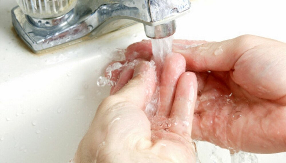 KORREKT HÅNDHYGIENE: Visste du for eksempel at det anbefales å vaske hendene med såpe og vann i 30 sekunder for å få hendene like rene som etter 15 sekunder med hånddesinfeksjon?