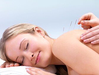 POPULÆRT: Homeopati, akupunktur og massasje er blant de mest populære alternative behandlingene.