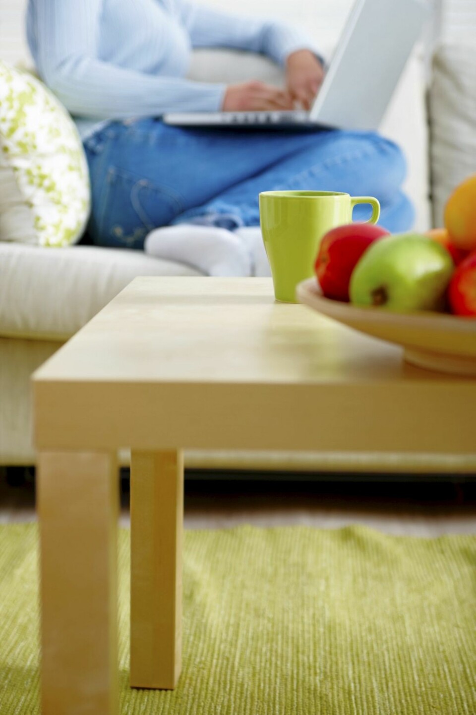 SNAKKER FRIERE: Noen opplever at det er lettere å snakke om de vanskeligste problemene på nett.