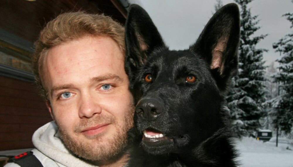 EKTE KJÆRLIGHET: Øynene lyver ikke,verken hos mann eller hund. EKTE KJÆRLIGHET: Øynene lyver ikke,verken hos mann eller hund.