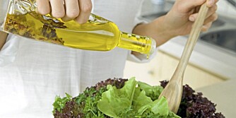 MIDDELHAVSKOST: Spanske forskere har funnet ut at et kostkold rikt på blant annet olivenolje og grønnsaker gir et lysere sinn.