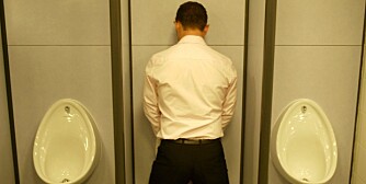 GÅ TIL LEGEN: Du bør oppsøke lege hvis du har fått et nytt symptom som ikke gir seg etter fire uker, og som føles plagsomt. Akutte smerter skal du selvsagt også søke lege for. GÅ TIL LEGEN: Du bør oppsøke lege hvis du har fått et nytt symptom som ikke gir seg etter fire uker, og som føles plagsomt. Akutte smerter skal du selvsagt også søke lege for.